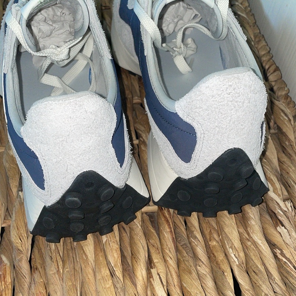 New Balance 327 (Men's) - Picture 8 of 10